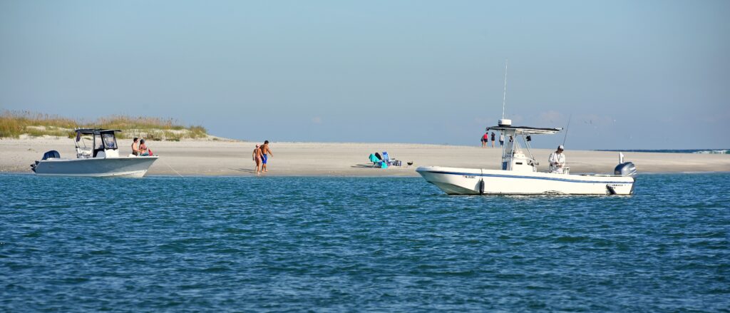 image: near Figure Eight Island.