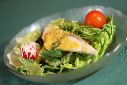 steamed sturgeon salad