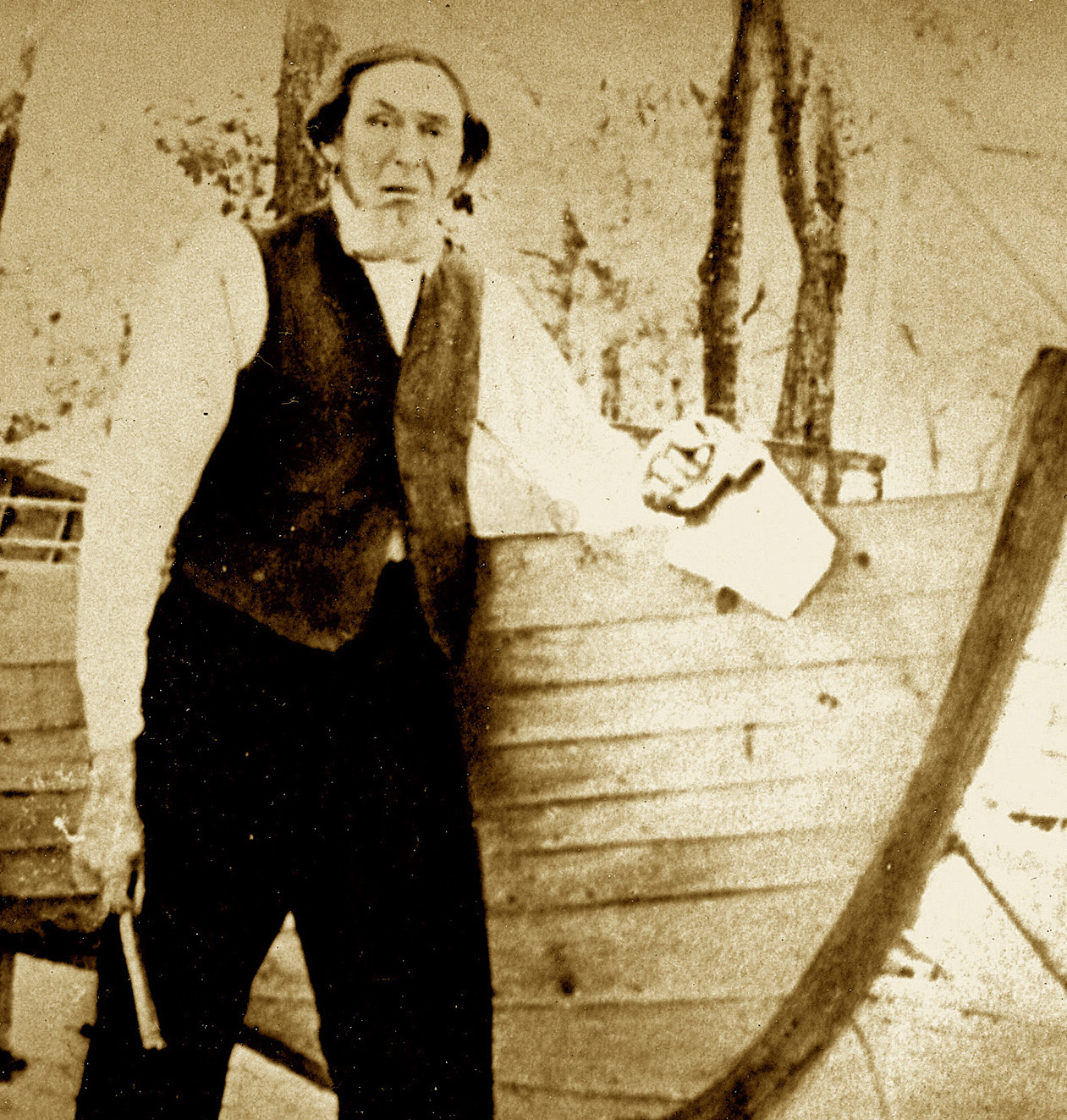A true Ca’e Banker: Devine Guthrie, preacher, whaler, and boatbuilder, as photographed at Diamond City. Credit: Core Sound Waterfowl Museum & Heritage Center