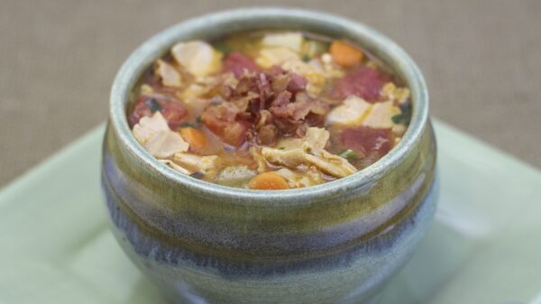 Manhattan-Style Clam Chowder. Photo By Vanda Lewis