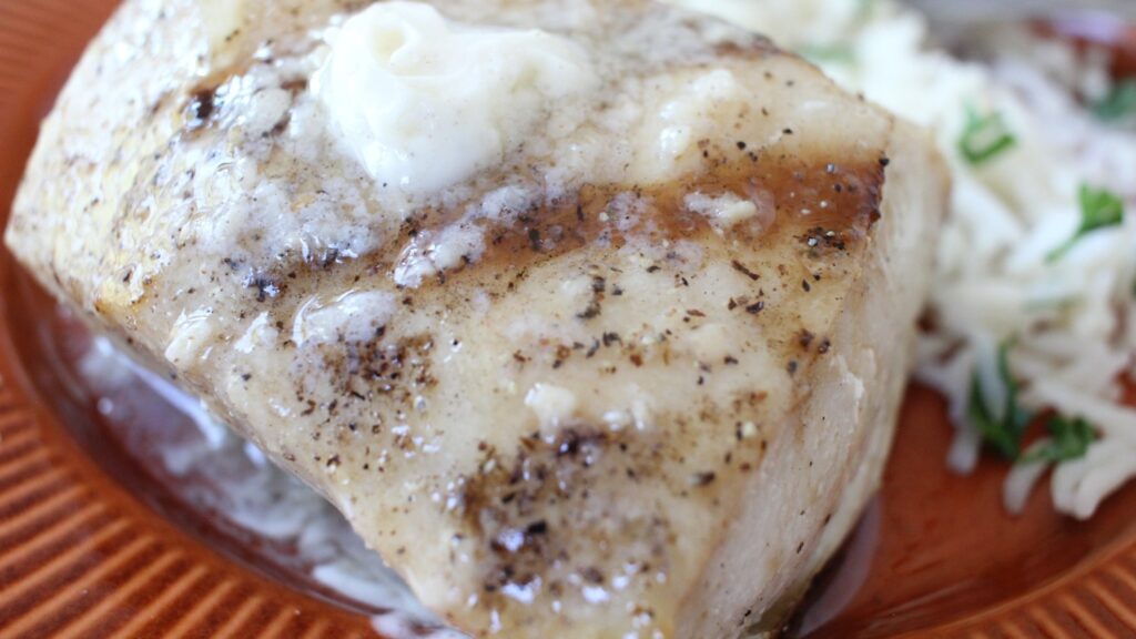 Grilled MahiMahi with Garlic Butter Mariner's Menu