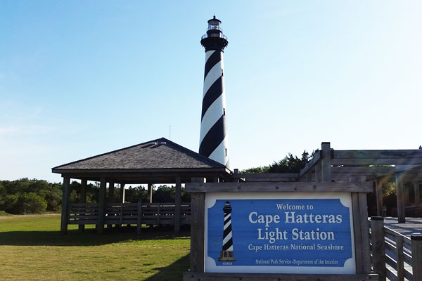 Cape Hatteras lighthouse and visitors' center