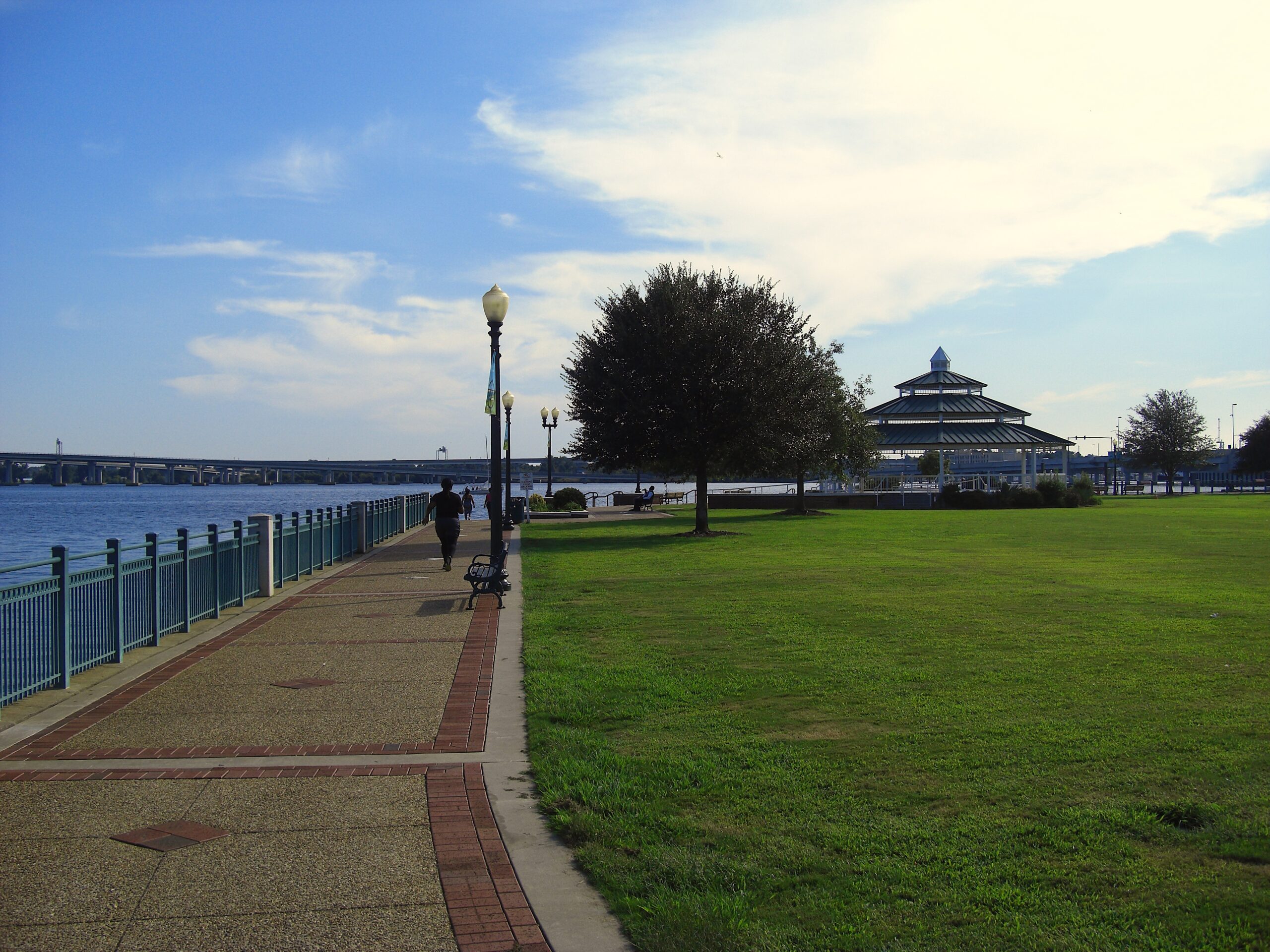 image: New Bern, NC, river walk.